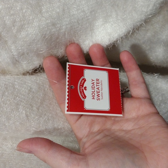 NWT Holiday Time Women's Sequin Polar Bear Eyelash Knit Sweater Sz 2X-Christmas - Picture 3 of 7